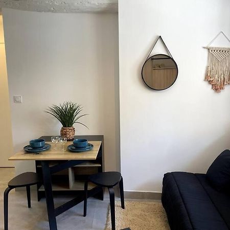 Apartament Petit Cocon Douillet Climatise Pour 2 Pers La Crau Zewnętrze zdjęcie