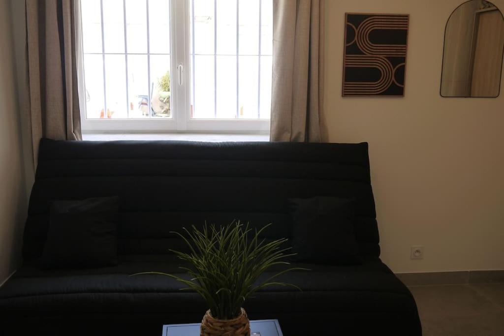 Apartament Petit Cocon Douillet Climatise Pour 2 Pers La Crau Zewnętrze zdjęcie